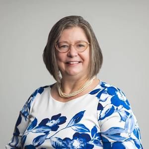 Meet your Posher, Paula